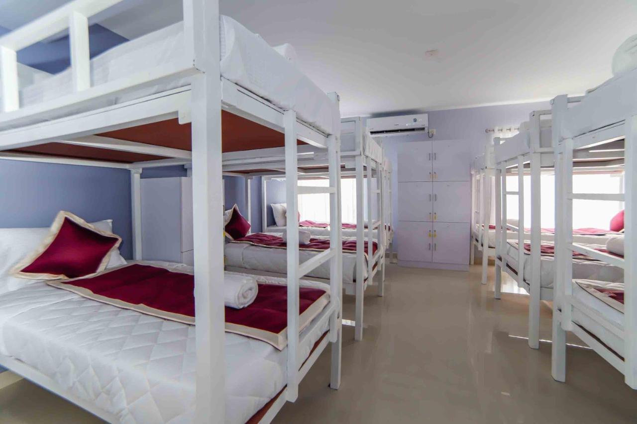 Ambalath Maple Leaves Home Гуруваюр Экстерьер фото